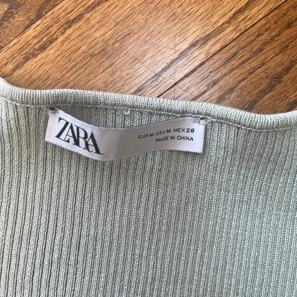 Zara Women's Light Green Ribbed Stretchy Crop Top